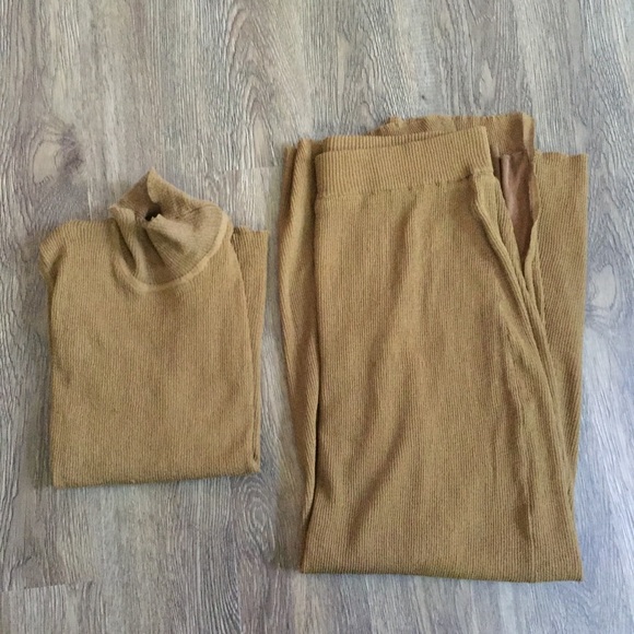 Zara Knit Set Top and Skirt in Matt Gold - Picture 10 of 16